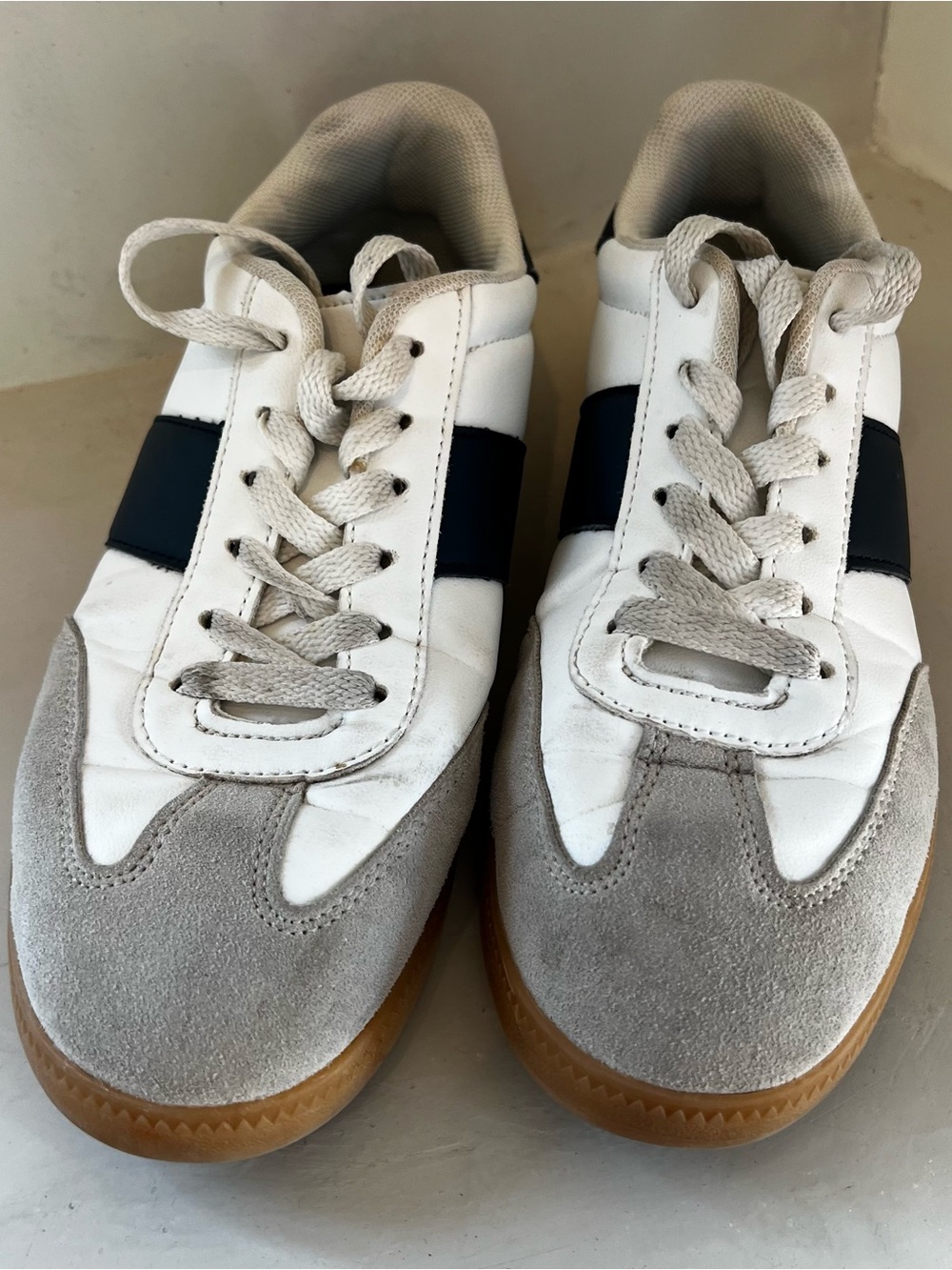Nautica White, Gray & Navy Low-Top Sneakers